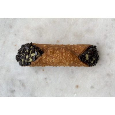 Dubai cannoli